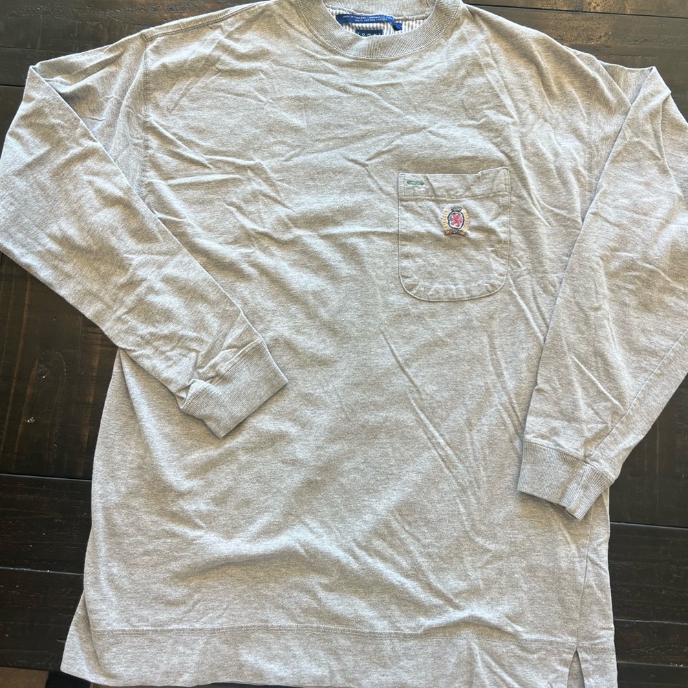 Tommy Hilfiger vintage long sleeve gray pocket embroidered logo tshirt medium